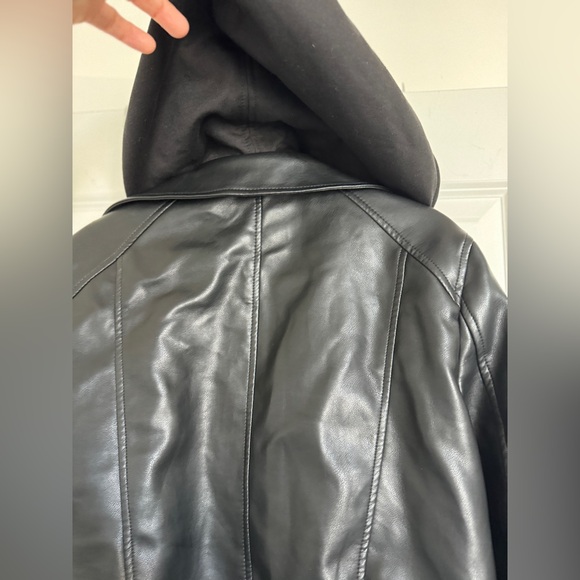 BLANKNYC Faux Leather Bomber Jacket with Removable Hood in Bankroller Size L - Picture 10 of 15